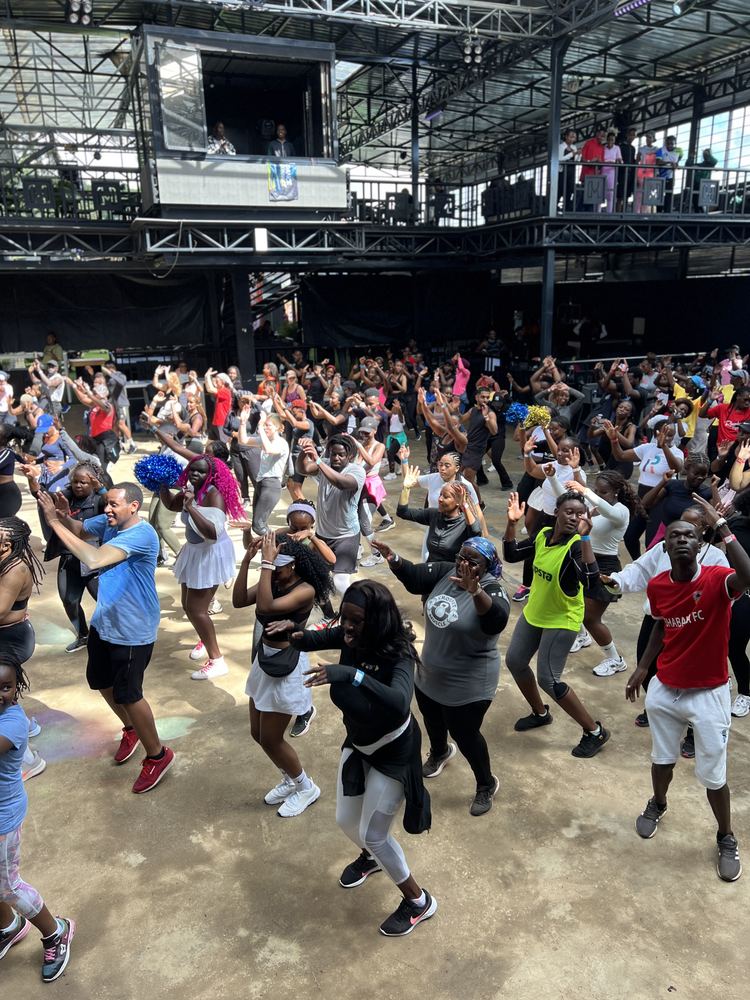 Dance Connect 3.0 - 300+ moving as one