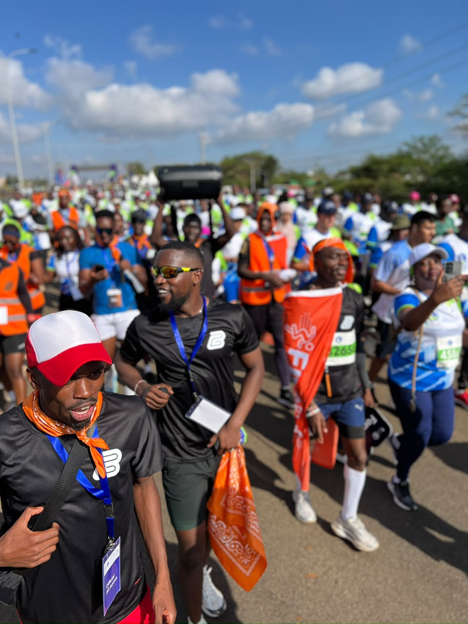 Standard Chartered Marathon 2025 runners and Dance Connect activation team